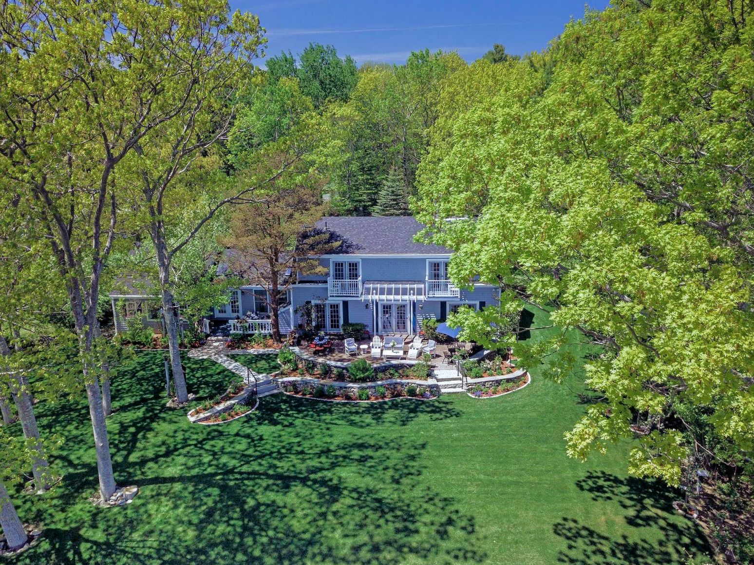 Aerial view of the rear lawn at Oceansedge